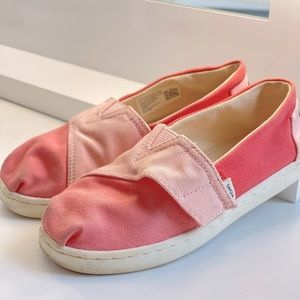Girls Toms size 11